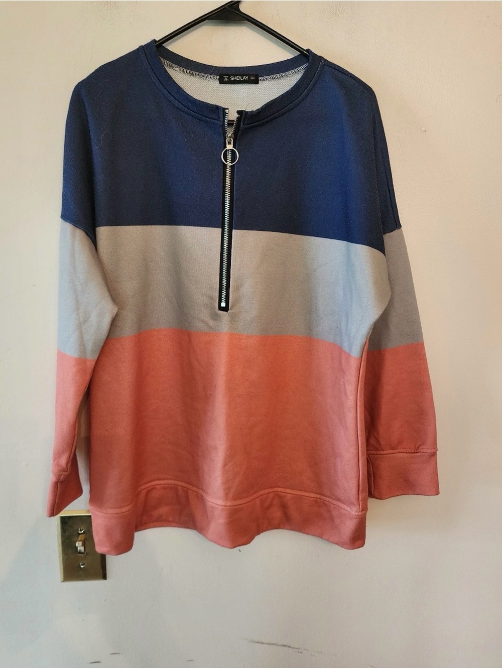 Sheilay color block sweatshirt size womens medium